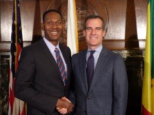 Mayor Eric Garcetti of the City of Los Angeles and George Egbuonu (Winner Exporting Firm of the Year)